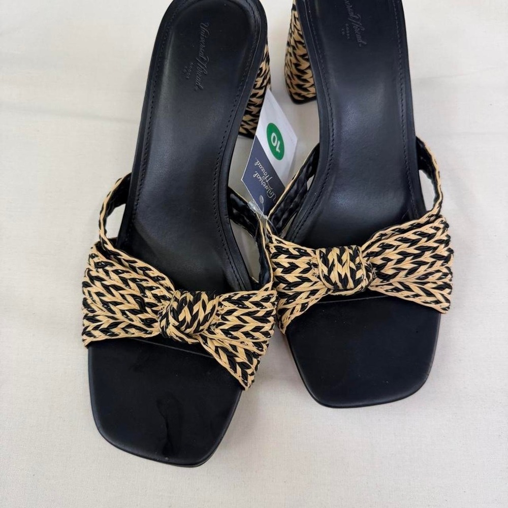 Universal Thread Aaliyah Woven Bow Mule Heels Size 10 – Brand New With Tags ✨